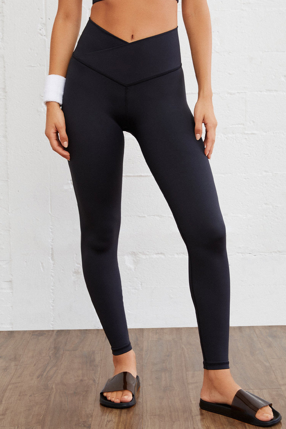 ViviContour Arched Waist Leggings