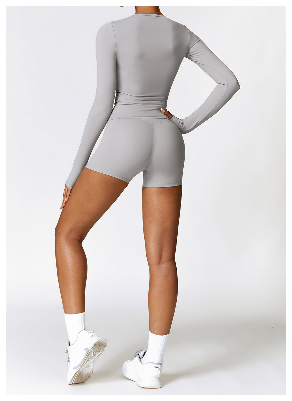 Velaria Long-Sleeve Pullover