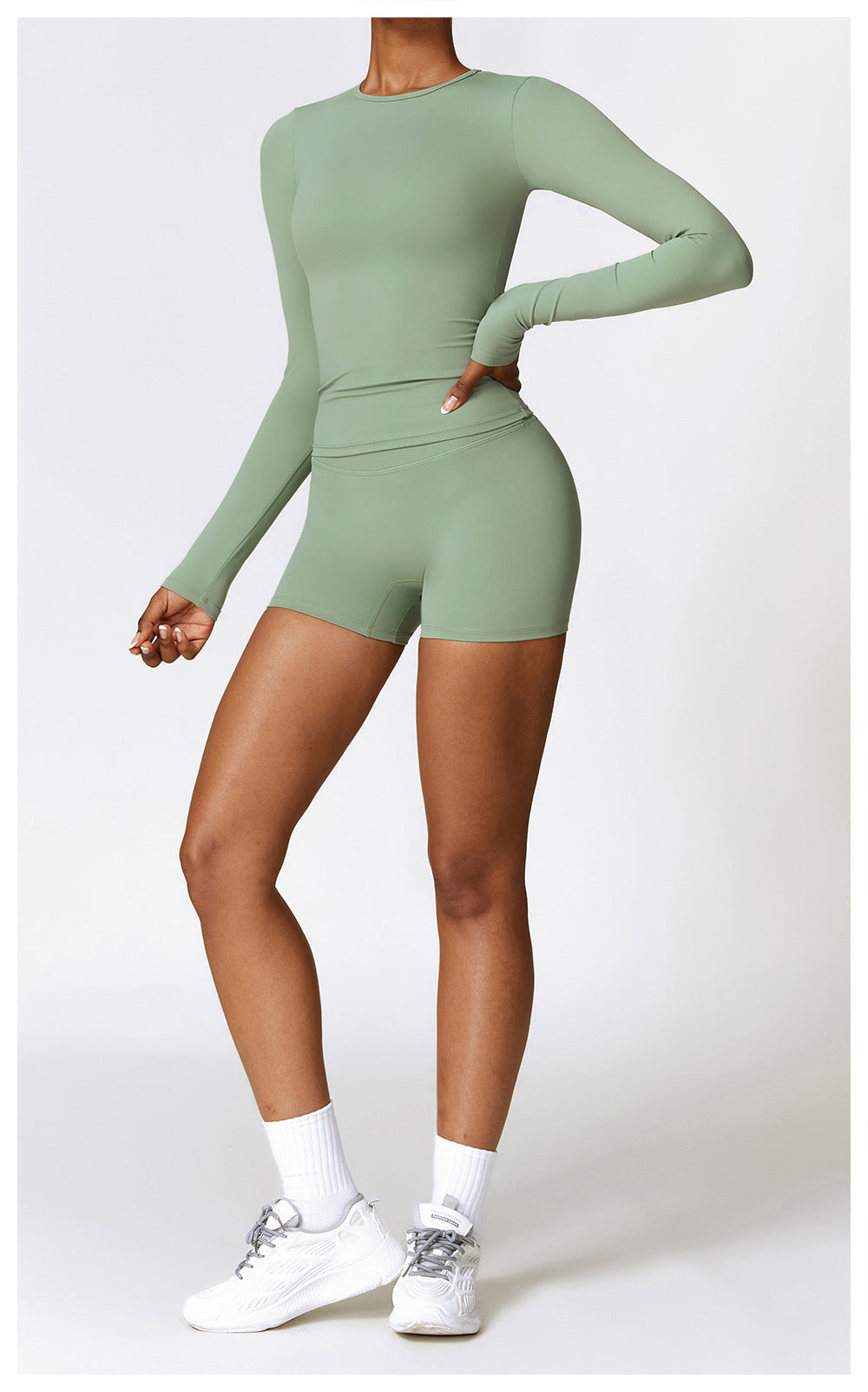 Velaria Long-Sleeve Pullover