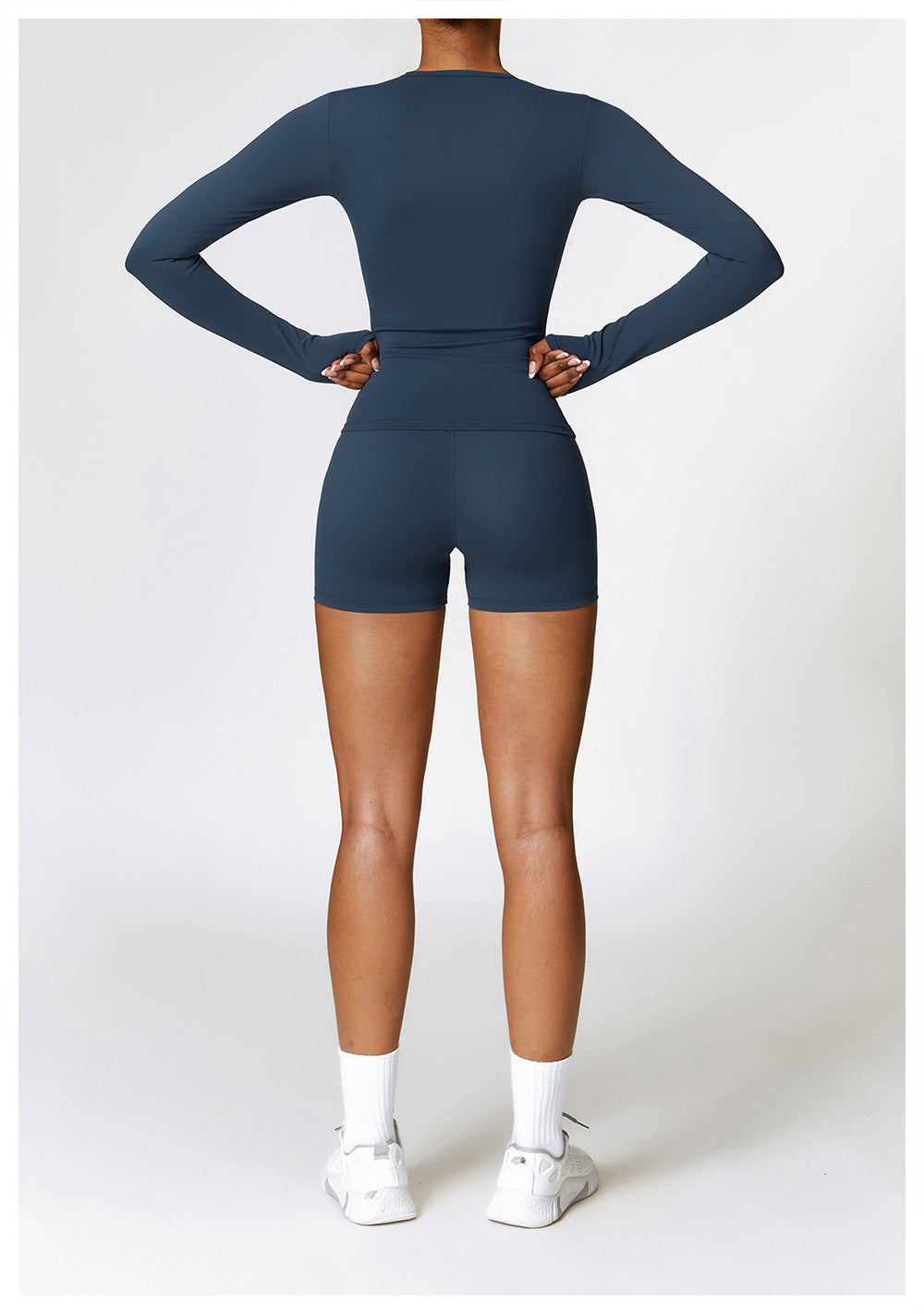 Velaria Long-Sleeve Pullover